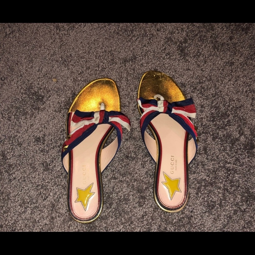 Gucci flip flop